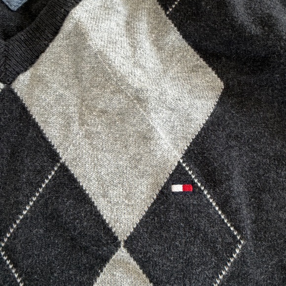 Tommy Hilfiger Dark Gray and Cream Argyle Cotton Sweater - Picture 2 of 5